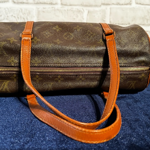 SOLD‼️‼️‼️LOUIS VUITTON Monogram Papillon 30 Hand Bag (Old Model) - Picture 8 of 13